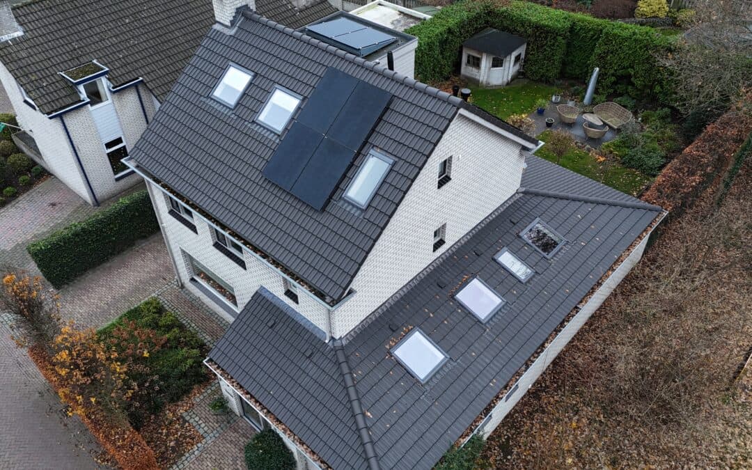 Pannendak renovatie inclusief nieuwe dakpannen en isolatie: kosten.